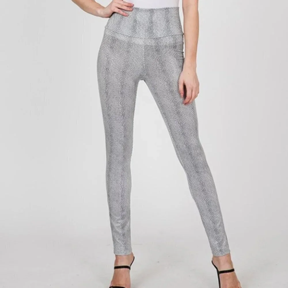 WHITE SNAKE PRINT PANTS